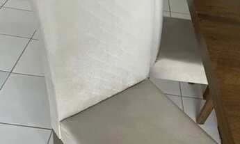 Imagem 3: Mesa de 5 cadeiras