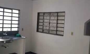 Imagem 6: Casas em Sto Antônio do Descoberto, próximo ao Dia a Dia