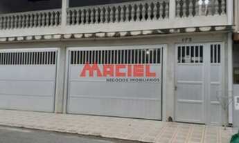 Imagem: Venda - CASA - RESIDENCIAL FLAMBOYANT