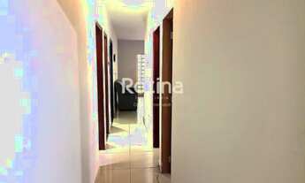 Imagem 3: Casa para aluguel, 4 quartos, 1 suíte, 3 vagas, Santa Luzia - Uberlândia/MG