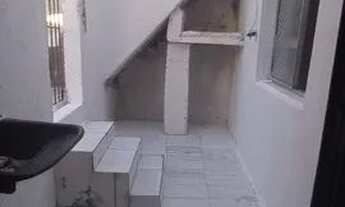 Imagem 3: ALUGA-SE KITNET Casa com 1 dormitório