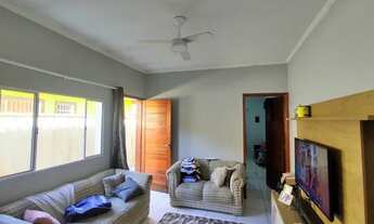 Imagem 3: Casa a venda a 500 metros da praia em Mongaguá