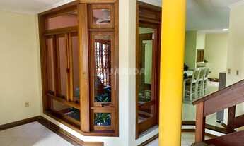 Imagem 4: Casa residencial, no estilo sobrado, com 4 dormitórios no bairro Higienópolis