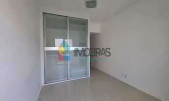 Imagem 7: BARRA DA TIJUCA!! CONDOMÍNIO LAGOA DE ITAÚNA!! APTO. COM 3 SUÍTES, 2 VAGAS DE GARAGEM E CO