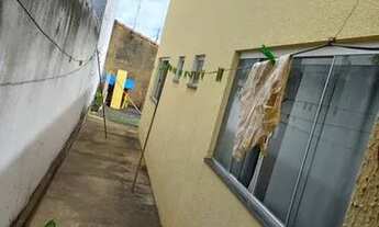 Imagem 4: Casa para venda possui 89 metros quadrados com 2 quartos em Distrito Industrial - Ananinde