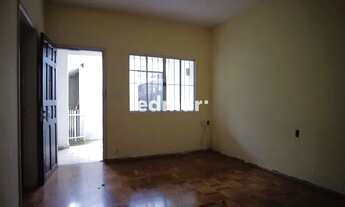 Imagem 2: CASA no bairro Vila Floresta com 110m². 3 dormitórios e 2 vagas. Confira