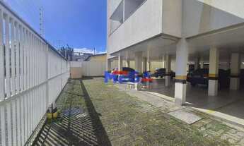 Imagem 2: Apartamento com 2 quartos para alugar, 55 m² por R$ 1.350/mês - Monte Castelo - Fortaleza