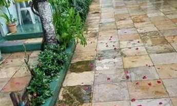 Imagem 2: ALUGA-SE QUARTOS E KITNETS