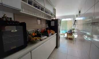 Imagem 2: Casa com 5/4, piscina privativa no Residencial em Villas do Altantico