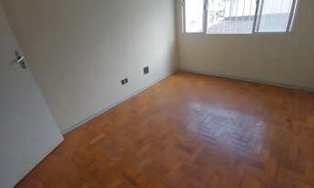 Imagem 3: Apartamento para aluguel possui 44 metros quadrados com 3 quartos