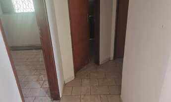 Imagem 5: Apartamento para aluguel possui 75 metros quadrados com 2 quartos em Residencial GARCIA