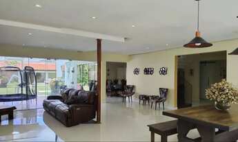 Imagem 2: Casa para venda com 675 metros quadrados com 4 quartos