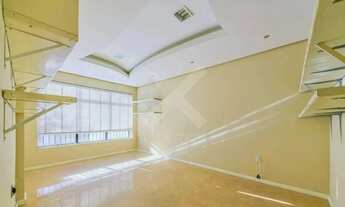 Imagem 7: Prédio corporativo no Menino Deus