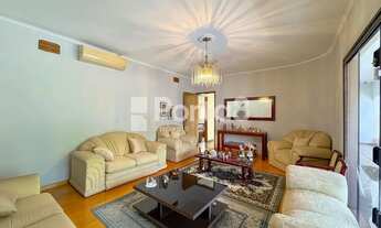 Imagem 6: Morar ou Empreender? Este Imóvel Versátil no Santos Dumont Abre Todas as Possibilidades!