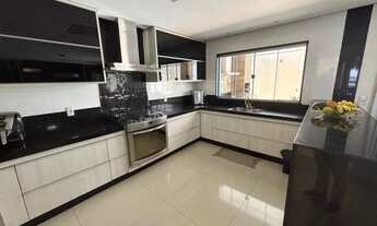 Imagem 5: Casa Sobrado Condomínio do Lago Casa em Condomínio com 4 Quarto(s) e 2 banheiro(s) à Venda