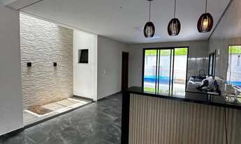 Imagem 3: Casa à Venda em Loteamento de Atibaia Piscina, Varanda e Espaço Home Off