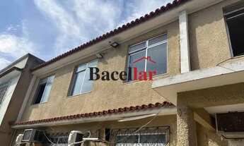 Imagem 2: Casa de rua : Duplex / Residencial / Olaria