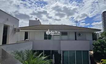 Imagem 6: Casa residencial disponível para venda no bairro Tabajaras em Uberlândia-MG