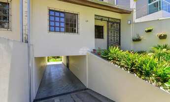 Imagem 3: Sobrado para venda com 215 metros quadrados com 2 quartos em Bacacheri - Curitiba - PR