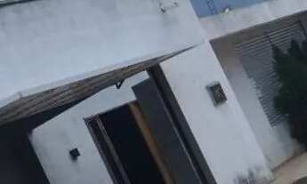 Imagem 2: Vende - se, Belissima Casa, no bairro Pedro Nicodemos, Primeira Rua, após Avenida!