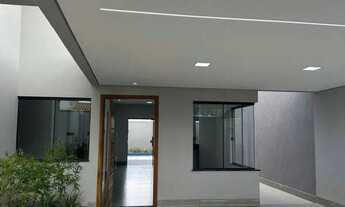 Imagem: Casa térrea moderna com piscina!!!