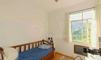 Imagem 6: Imóvel para venda possui 80 metros quadrados com 3 quartos em Grajaú - Rio de Janeiro - RJ