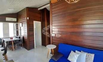 Imagem 6: Refúgio Particular! Casa Mobiliada - 80m² em Frente à Lagoa da Chica e Próxima ao Novo Cam