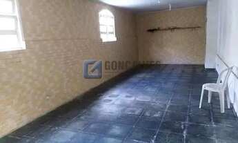 Imagem 3: Casa à venda em Ribeirão Pires, Santa Luzia 3 Quartos, 2 Vagas, 204 m²