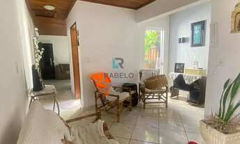 Imagem: Casa à Venda com 3 Dormitórios em Lorena/SP