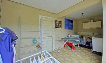 Imagem 5: Sobrado comercial e residencial com estrutura montada para escritórios, clínicas médicas e