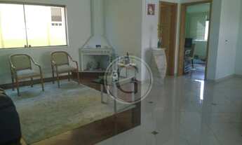 Imagem 2: Sobrado com 4 Dormitórios, sendo 2 Suítes à venda, 600 m² por R$ 1.850.000 - Parque dos P