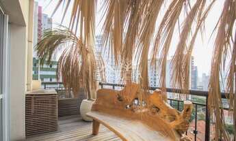 Imagem 3: Apartamento de 160m² com 2 suítes e 2 vagas de garagem distribuído em ampla sala com vara