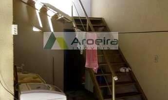 Imagem 7: Sobrado Padrão para Venda em Residencial Licardino Ney Goiânia-GO - R 380