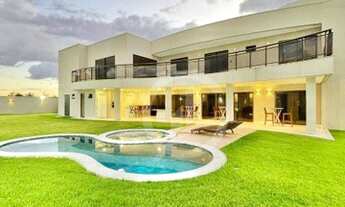 Imagem 2: Mansão em 2 lotes mobiliara e projetada no Condomínio Alphaville Ceará