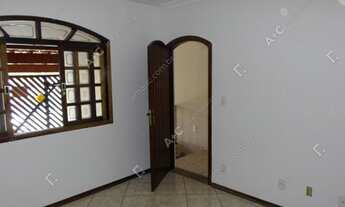 Imagem: TAUBATé - Casa Padrão - Quiririm