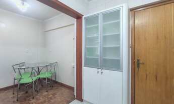 Imagem 6: Porto Alegre - Apartamento Padrão - Azenha