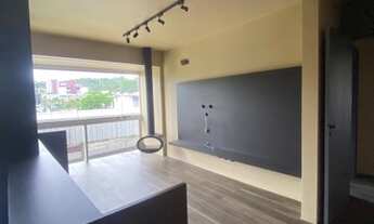 Imagem 6: Vivendas de Espanha, centro, atrás da kolina