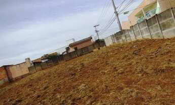 Imagem 2: Lote/Terreno possui 450 metros quadrados