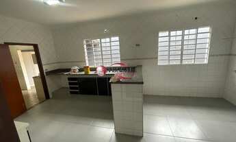 Imagem 5: VENDE CASA TARRAF II COM 04 DORMITÓRIOS
