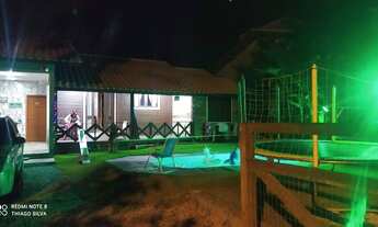 Imagem 4: Casa com Piscina Próximo a Lagoa