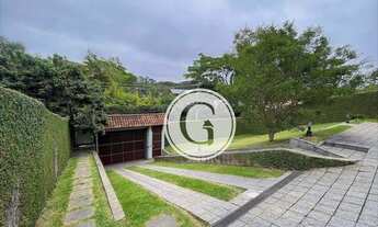 Imagem 5: Casa com 4 Dormitórios, sendo 2 Suítes à venda, 742 m² por R$ 1.650.000 - Granja Viana - C