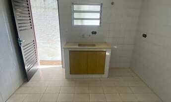 Imagem 7: Casa com quintal, tem 50 metros quadrados com 1 quartos em Parque Ipê - São Paulo