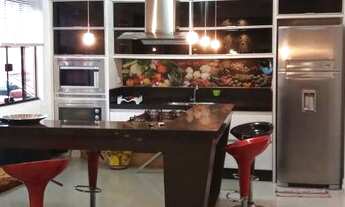 Imagem 6: Casa Mobiliada com 2 Dormitórios á Venda no Centro em Balneário Camboriú/SC