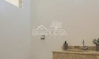 Imagem 6: Amplo apartamento de 237m2 com 4 dormitórios sendo 1 suite e 2 vagas em Higienópolis, São