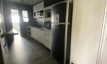 Imagem 5: Vivendas de Espanha, centro, atrás da kolina