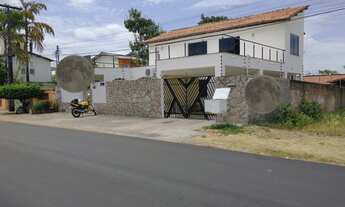 Imagem: Casa de 02 pisos, com 4 quartos, piscina