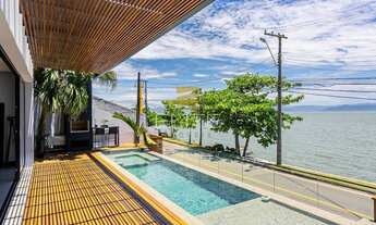 Imagem 2: Casa mobiliada frente ao mar no Cacupé em Florianópolis SC