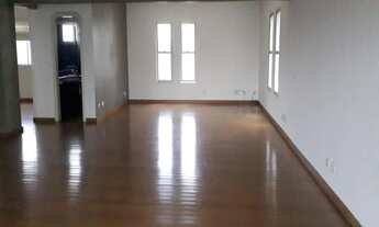 Imagem 3: Apartamento para aluguel possui 327 metros quadrados com 4 quartos