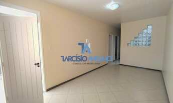 Imagem 4: Vendo casa reformada 2/4 c/ suíte no Bairro Aeroporto