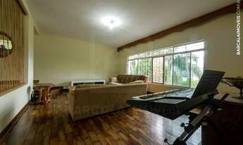 Imagem 2: Casa com 5 Dormitórios sendo 1 suíte à venda - Próximo ao Centro de Mairiporã, SP